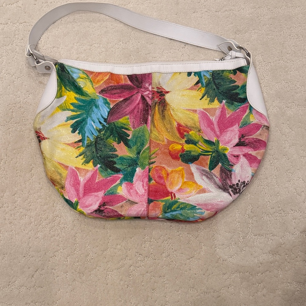 MAURIZIO TAIUTI LEATHER HOBO BAG NWOT